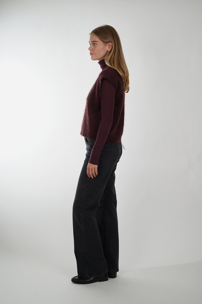 Second Female SECOND FEMALE CAMRYN KNIT VEST