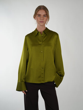 ESSENTIEL ANTWERP ESSENTIEL ANTWERP SHIRT ESSENTIEL ANTWERP ESSENTIEL ANTWERP SHIRT