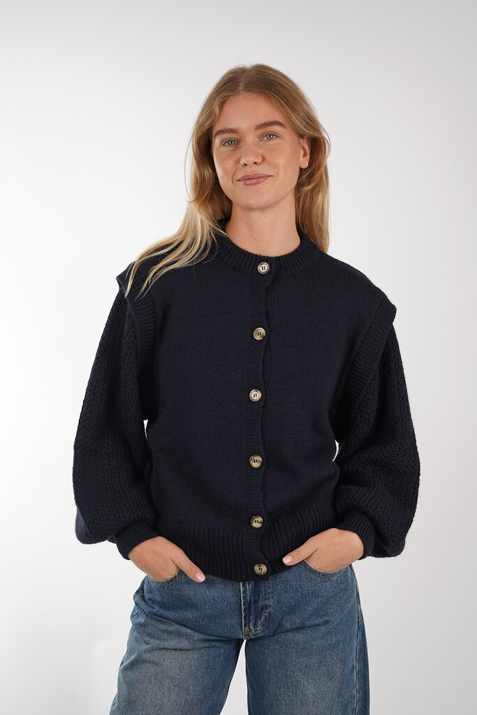 La Fee Maraboutee LA FEE MARABOUTEE EXARA STORMY