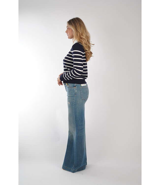 CLOSED C21004 03P 52 MID BLUE 32