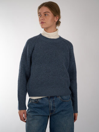 WITH BLACK WITH BLACK  PULLOVER