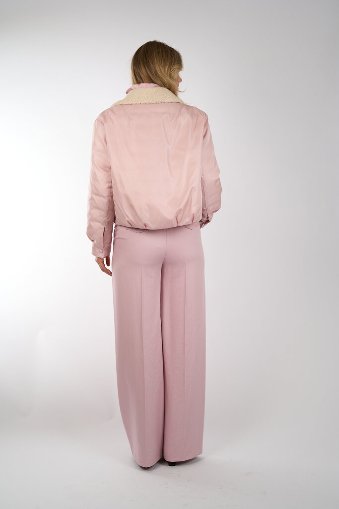 Luisa Cerano LUISA CERANO 438530/4186 426