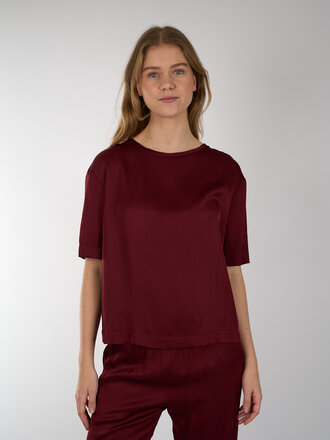 No man's land NO MAN'S LAND TOP