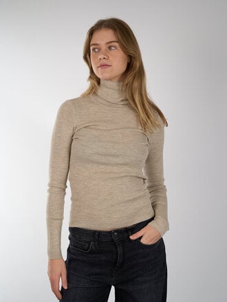 MOSS COPENHAGEN TURTLENECK TOP