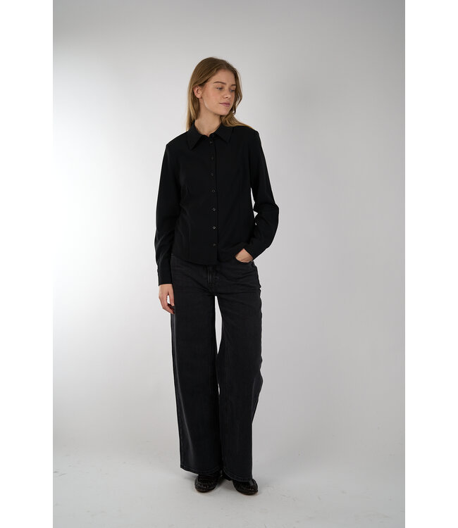 MY ESSENTIAL WARDROBE HACE SHIRT