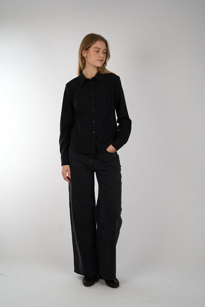 My Essential Wardrobe MY ESSENTIAL WARDROBE HACE SHIRT