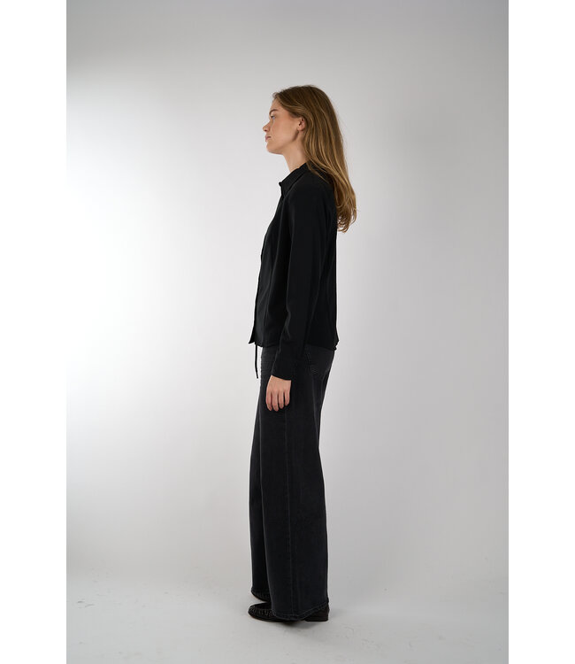 MY ESSENTIAL WARDROBE HACE SHIRT