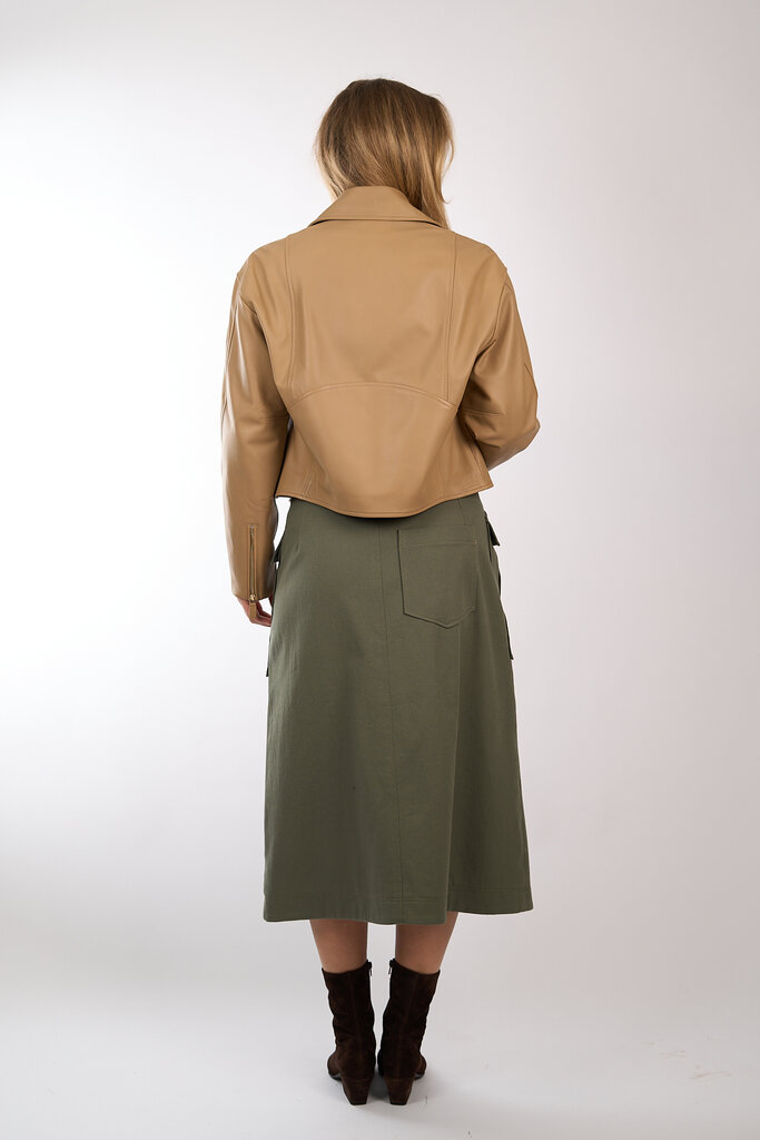 Luisa Cerano LUISA CERANO 438055/9812 745