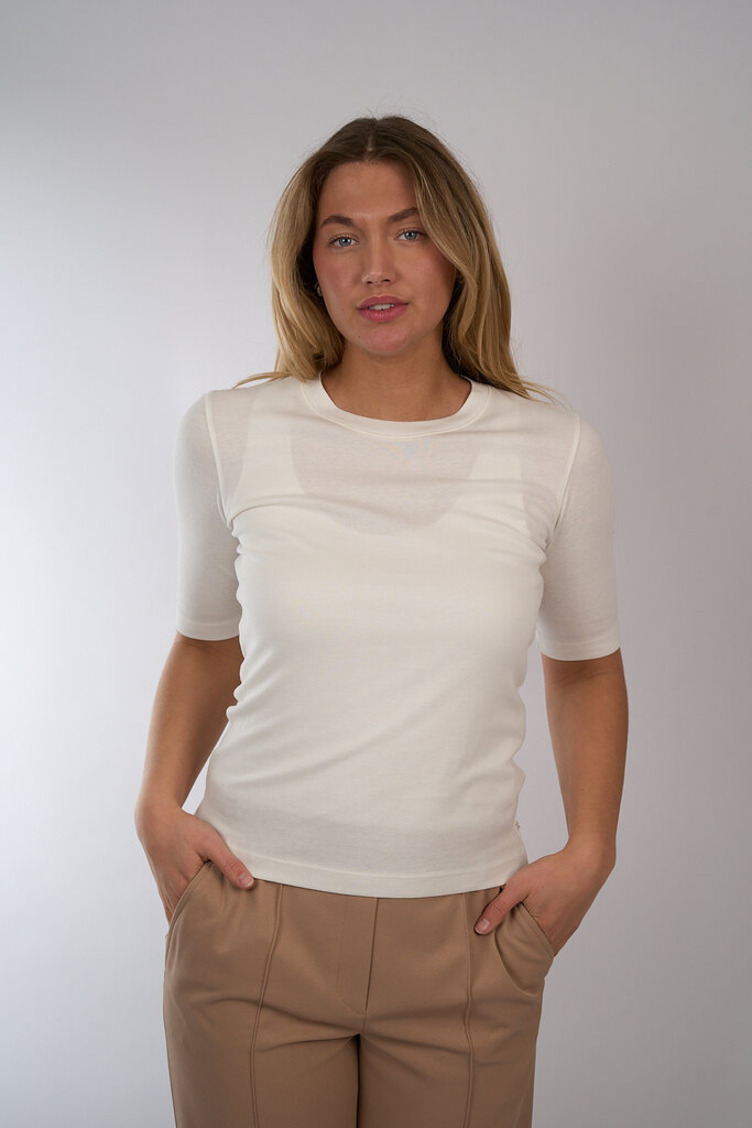 Closed Closed crewneck shirtsleeve C95025 420 22 218