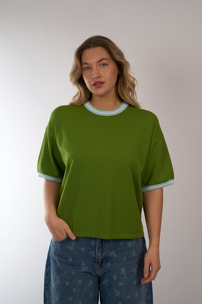 ESSENTIEL ANTWERP ESSENTIEL JEFINITELY PULL GREEN