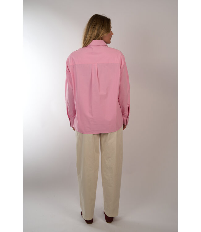 ESSENTIEL JOMATO POINTY SHIRT CANDY