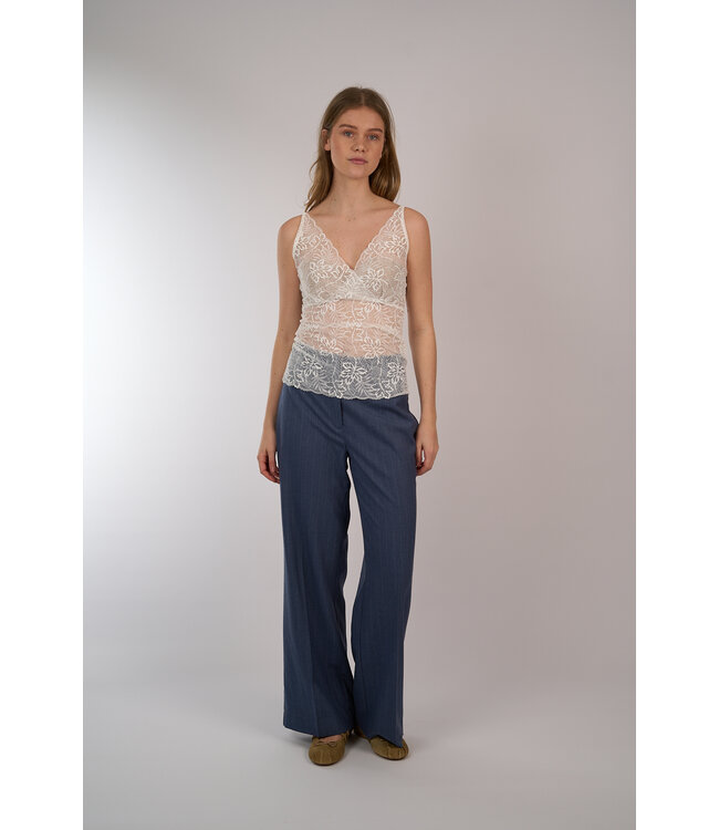 AIMEE THE LABEL VIVIA LACE TOP OFF WHITE