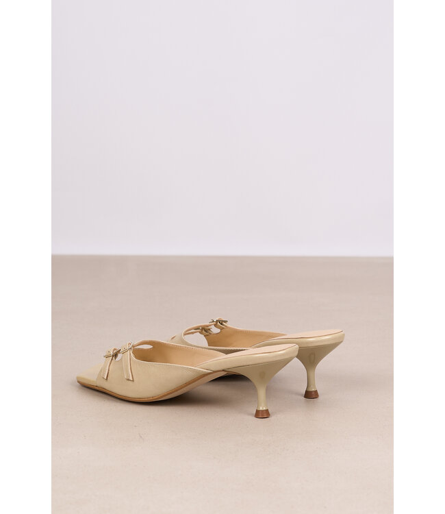 MARCH23 LA BRONZE VERNIS