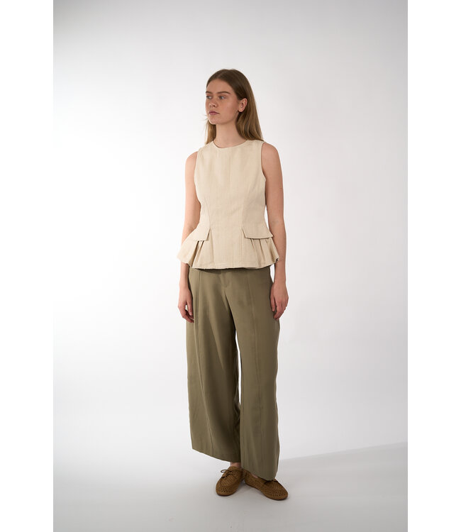 SECOND FEMALE ROSELIA TOP EGGNOG