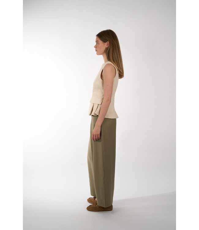 SECOND FEMALE ROSELIA TOP EGGNOG