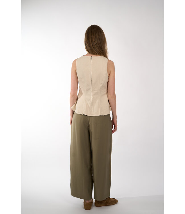 SECOND FEMALE ROSELIA TOP EGGNOG