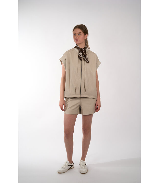 WITH BLACK ANNI VEGAN WAISTCOAT SILVER LINNING