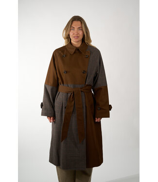 ESSENTIEL ANTWERP ESSENTIEL KAGU K18A