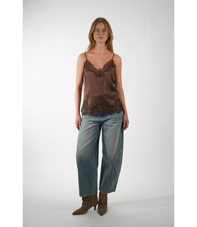 SECOND FEMALE LACERIA LACE STRAP TOP CARAFE