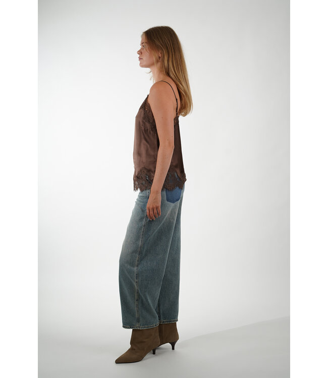 SECOND FEMALE LACERIA LACE STRAP TOP CARAFE