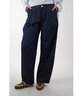 Samsoe & Samsoe SAMSOE & SAMSOE SAHARPER PLEAT JEANS 16014 SOFT DENIM