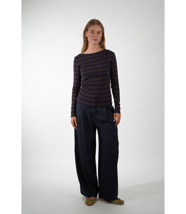BY BAR LEYA BIG STRIPE TOP COFFEE BEAN