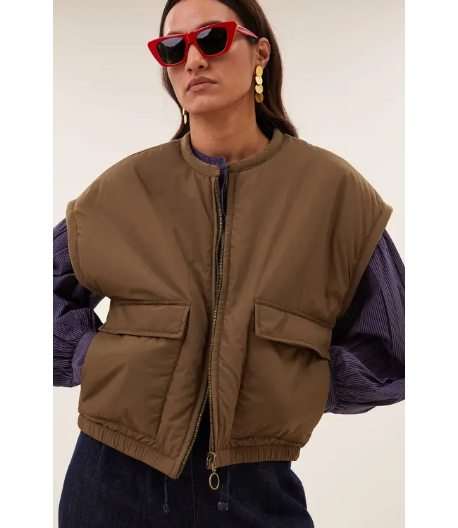 BY BAR GIO SLEEVELESS JACKET HAZEL