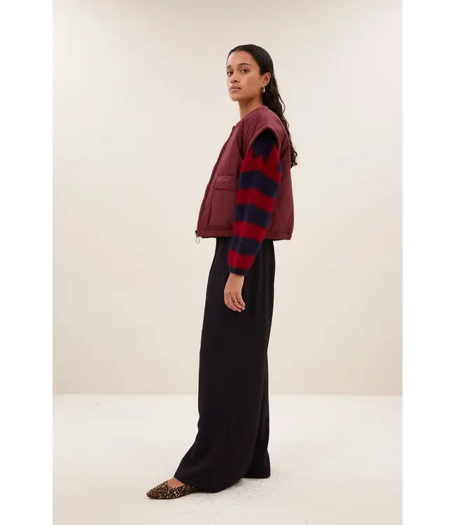 BY BAR GIO SLEEVELESS JACKET WINE