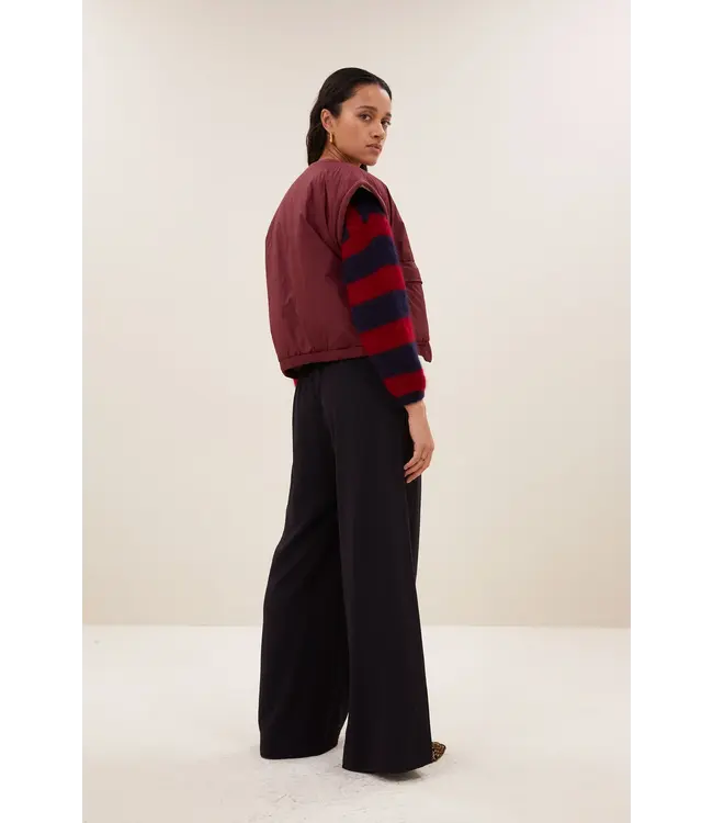 BY BAR GIO SLEEVELESS JACKET WINE