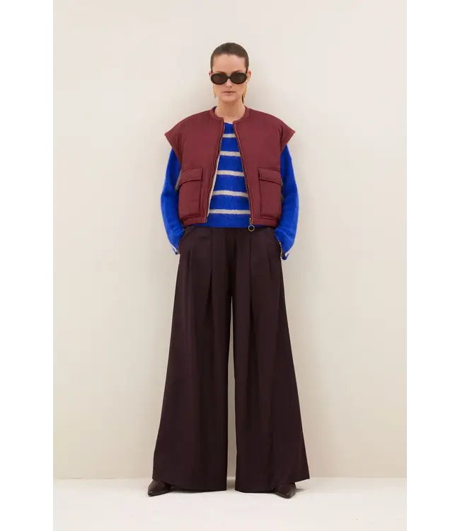 BY BAR GIO SLEEVELESS JACKET WINE