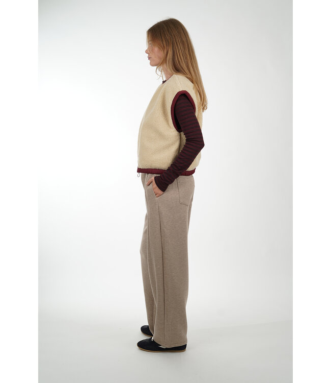 BY BAR GIO SLEEVELESS JACKET WINE