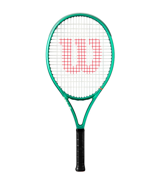 Wilson Blade 26 Junior v10