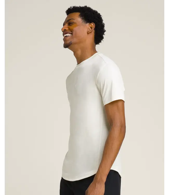 Wilson M EVERYDAY PERFORMANCE T-shirt SANDRIFT