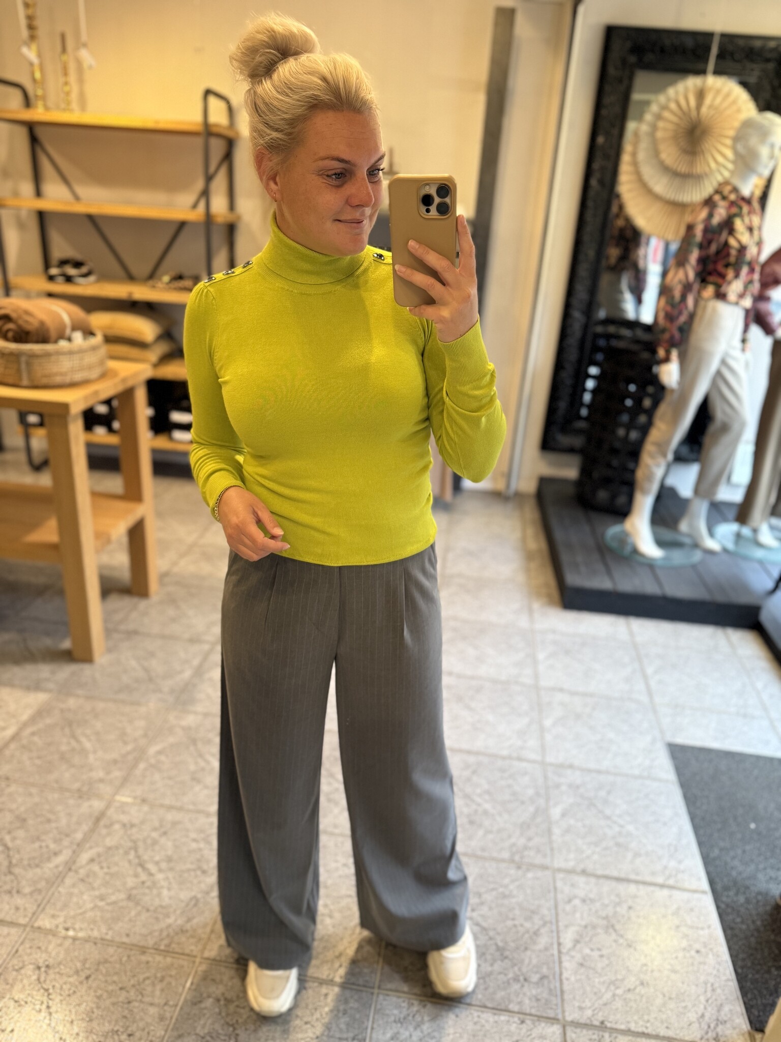 Trui F25.07535 city lime-4