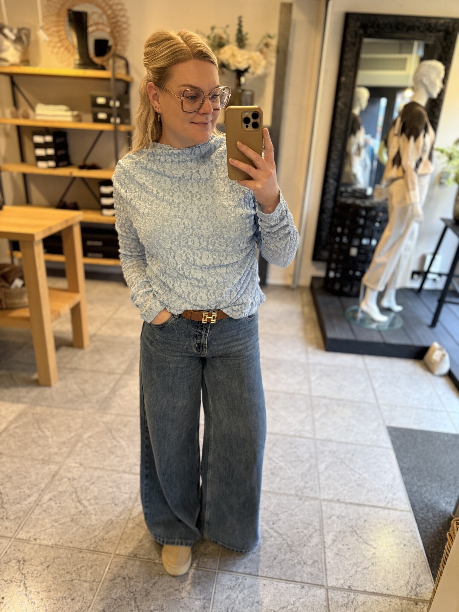 Top Lace light blue-1