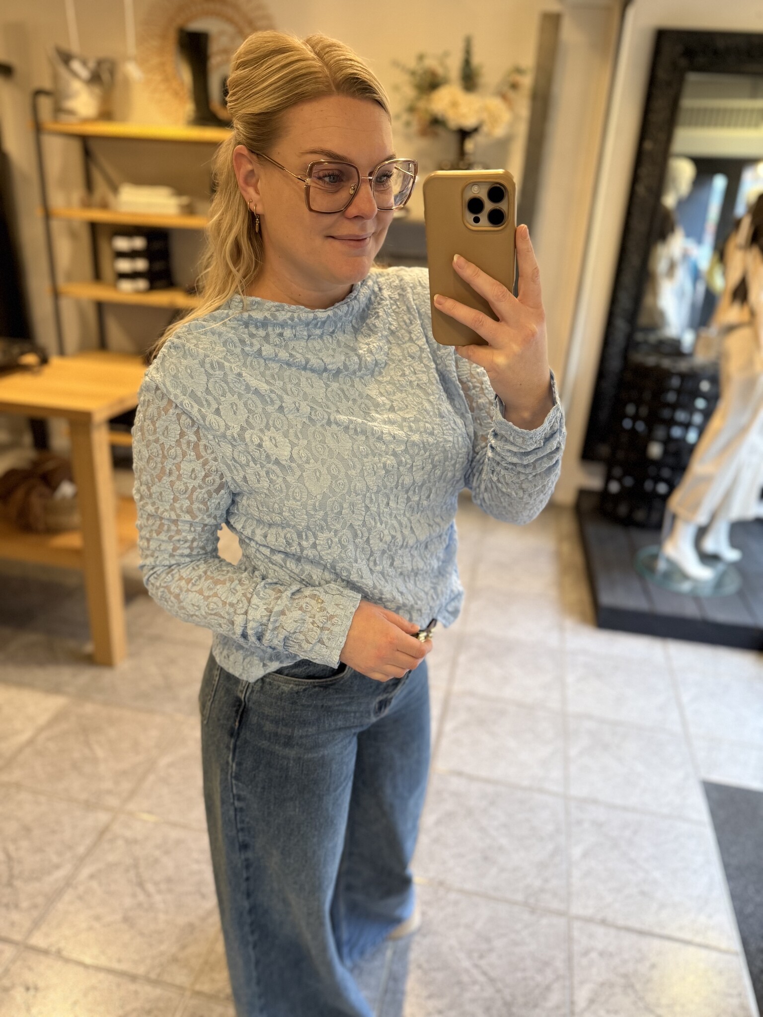 Top Lace light blue-2