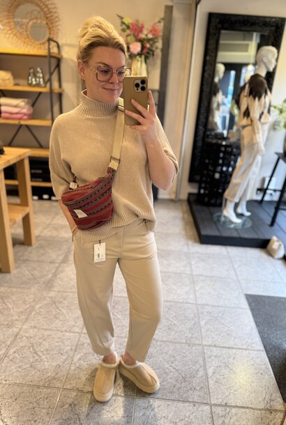 Trui UC.8408.458 zand