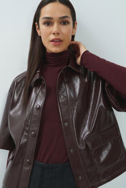 Jas 01-519057-610 bitter chocolate red