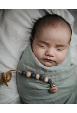 Mushie Mushie swaddle Roman Green