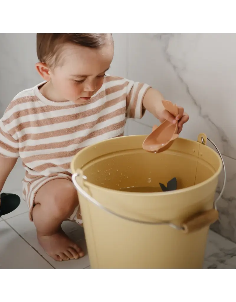 Mushie Mushie Whale Bath Stacker Retro