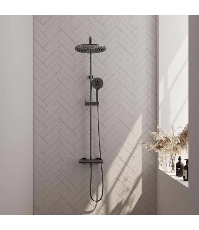 Brauer Carving set 2 en set 4 thermostatische opbouw regendoucheset met 20 of 30 cm. hoofddouche en 3 standen handdouche