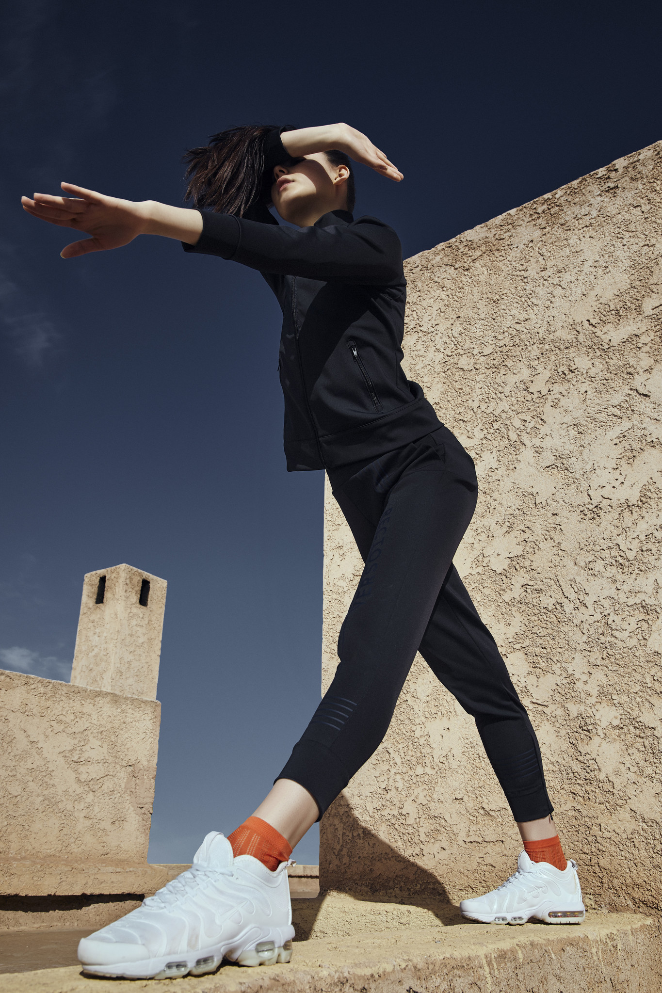 RECTO VERSO Linea blue track vest