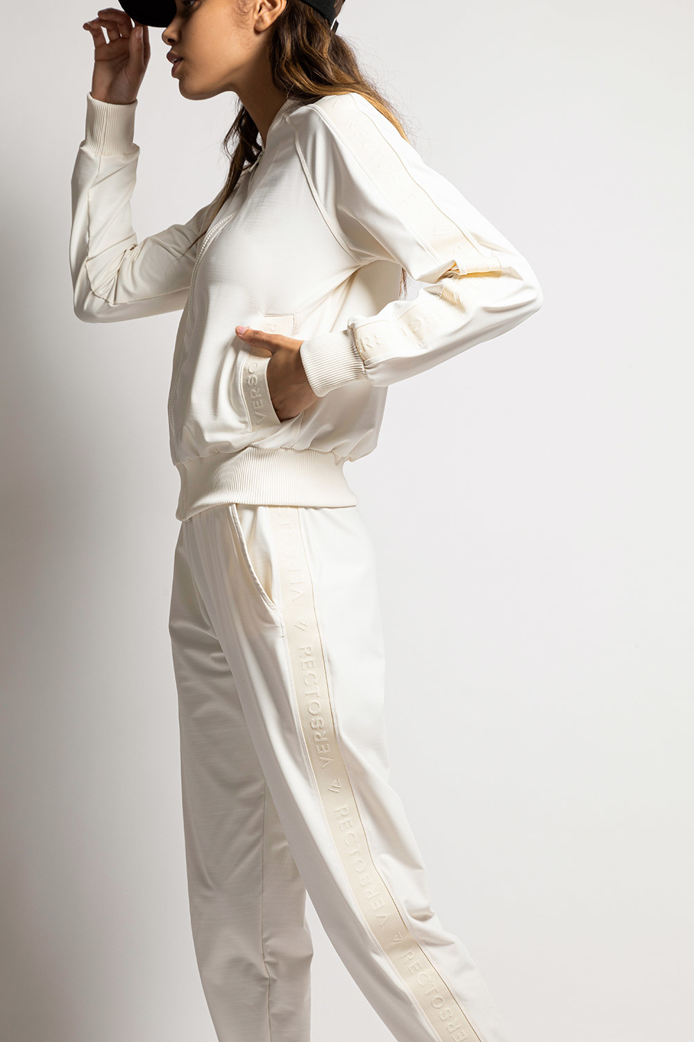 RECTO VERSO Creamy Bomber