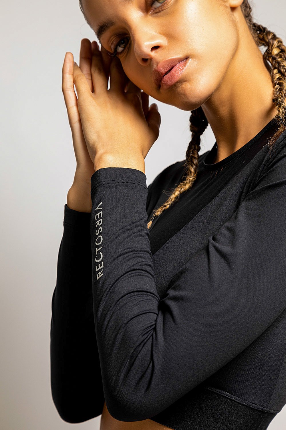 RECTO VERSO Black Out Crop Top