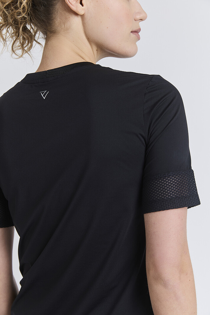 Black Out Active T-Shirt