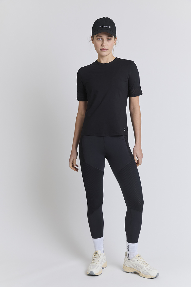 Black Out Active T-Shirt