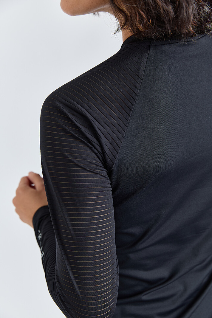 トップス typeshade REBELLION LONG T SHIRT BLACK T Shirt Lange Mouw Rebel Black - RectoVerso Sports