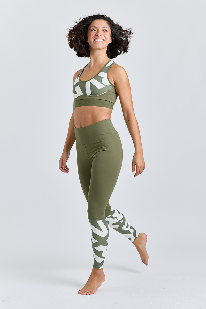 Jane Olive sportsbra