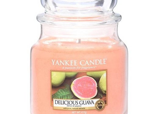 Yankee Candle Delicious Guava - Medium Jar