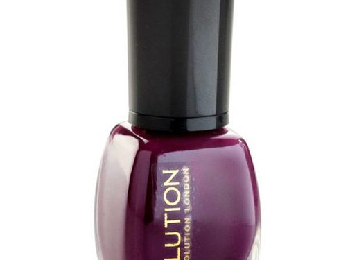 Makeup Revolution Nail Polish - Gravity Pulls You Tru